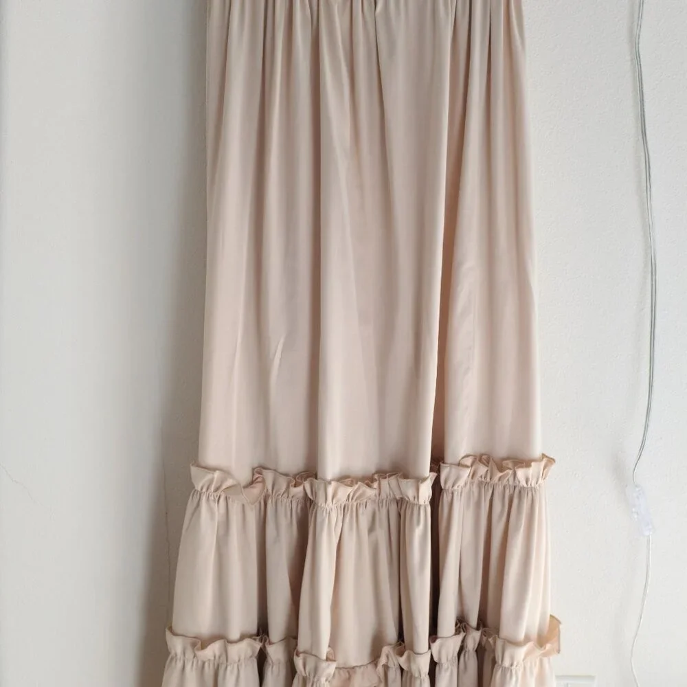 OVERTHESEA Off-Shoulder Crop Top and Maxi Skirt Beige Set - Picture 7 of 11